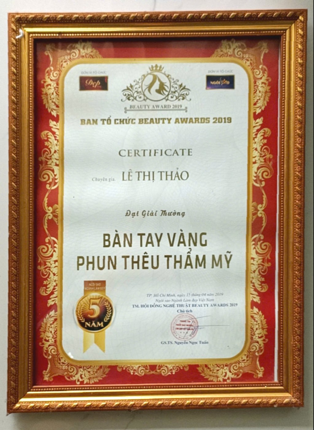Giải thưởng Bàn Tay Vàng Phun Thêu Thẩm Mỹ